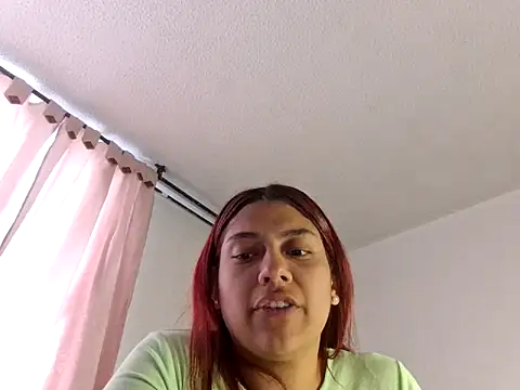 Snapshot of Aprilsmith2 chatting on 5, 1, 2025 Aprilsmith2 online show from 5, 1, 2025