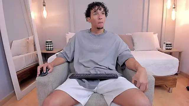 Snapshot of Dominick_star chatting on 31, 10, 2025 Dominick star online show from 31, 10, 2025