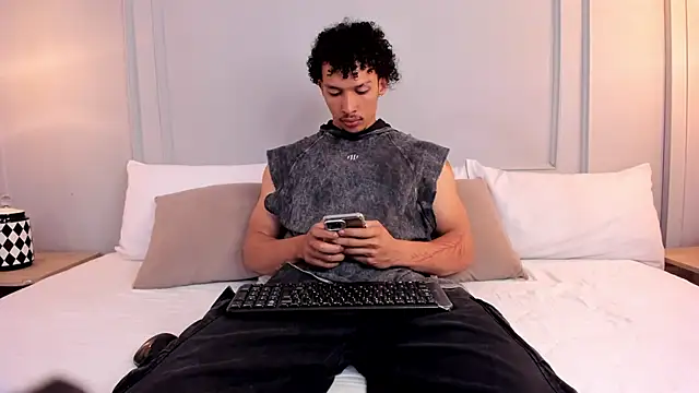 Dominick star online show from 11, 2, 2026