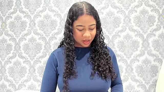 Sofi Fox  online show from 3, 12, 2025