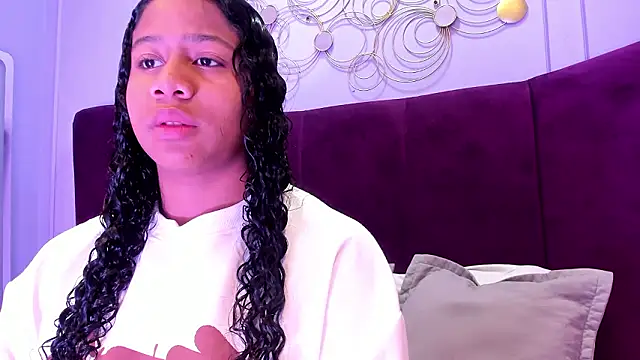 Sofi Fox  online show from 13, 3, 2026