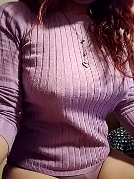 Snapshot of KITTEN-10 chatting on 11, 10, 2025 KITTEN-10 online show from 11, 10, 2025