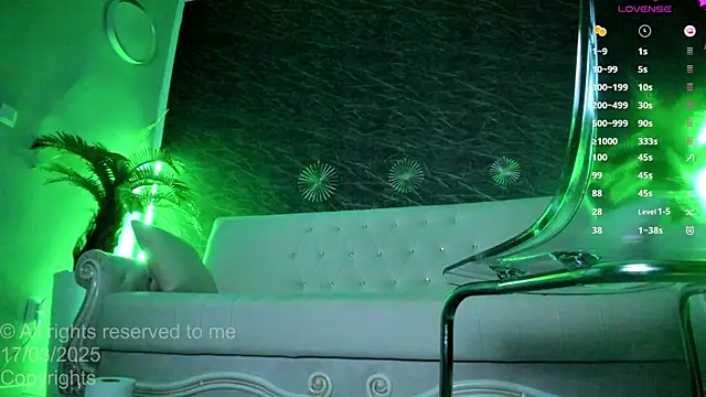 Snapshot of moona_ray chatting on 18, 3, 2025 moona ray online show from 18, 3, 2025