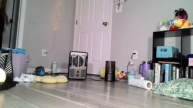 loveluna8 online show from 12, 1, 2025