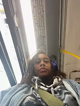 loveluna8 online show from 10, 2, 2025