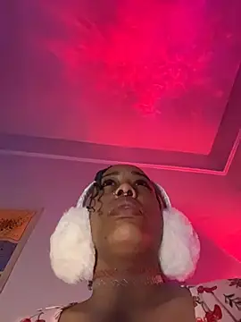 loveluna8 online show from 16, 12, 2025