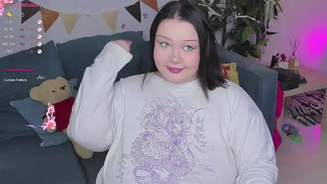 Snapshot of LilyBelll chatting on 25, 9, 2025 LilyBelll online show from 25, 9, 2025