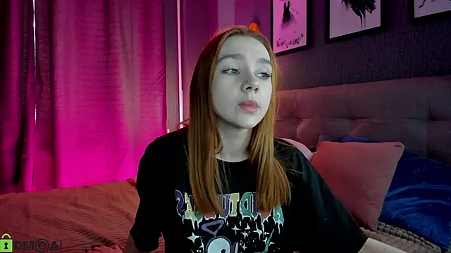 Lesi Moonie01 online show from 29, 4, 2026