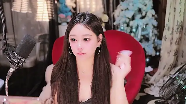 Snapshot of Missy_Nana21 chatting on 14, 11, 2025 Missy Nana21 online show from 14, 11, 2025