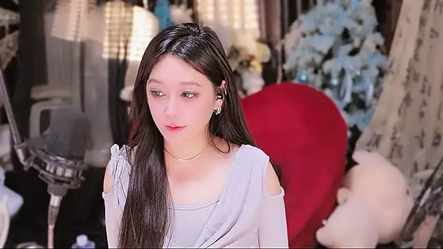 Snapshot of Missy_Nana21 chatting on 5, 12, 2025 Missy Nana21 online show from 5, 12, 2025