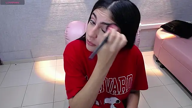 Snapshot of Alaya_cute chatting on 22, 3, 2025 Alaya cute online show from 22, 3, 2025