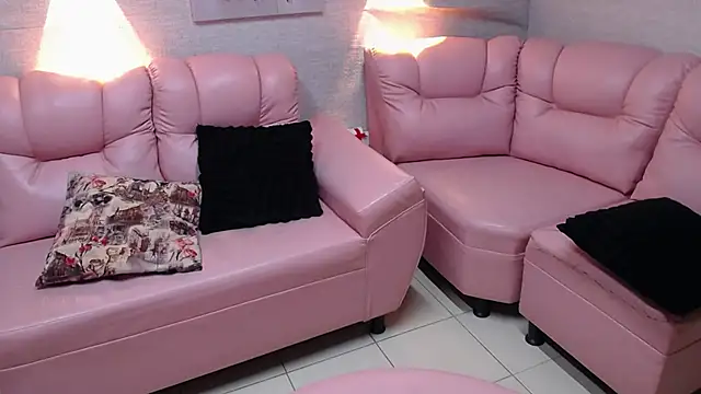 Alaya cute online show from 15, 11, 2025