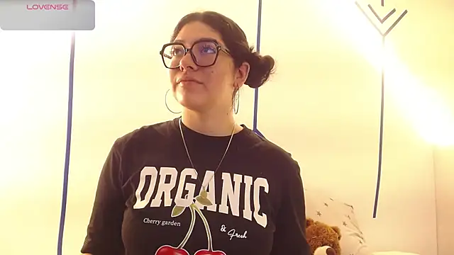 Snapshot of EsmeraldaSantoss chatting on 29, 12, 2024 EsmeraldaSantoss online show from 29, 12, 2024