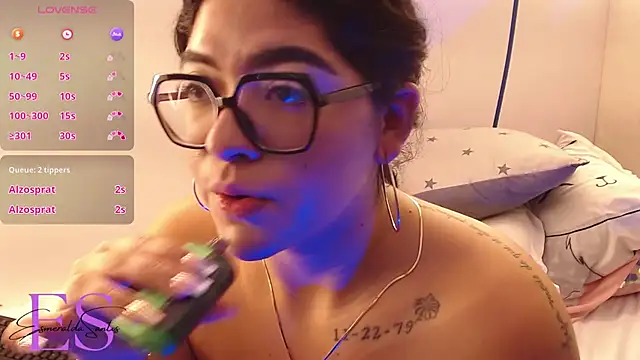 Snapshot of EsmeraldaSantoss chatting on 30, 12, 2024 EsmeraldaSantoss online show from 30, 12, 2024