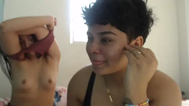 Snapshot of SHARLOTTE_MORGAN chatting on 12, 12, 2024 SHARLOTTE MORGAN online show from 12, 12, 2024