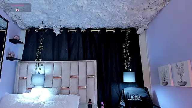 Nathan Smith  online show from 4, 12, 2025