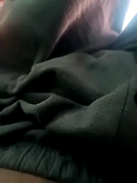 Snapshot of AloneDick chatting on 2, 10, 2025 AloneDick online show from 2, 10, 2025