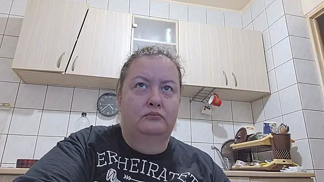Snapshot of melissaBlessing chatting on 4, 1, 2025 melissaBlessing online show from 4, 1, 2025