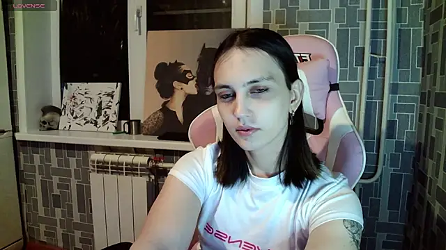 Snapshot of BlackHe4rts_ chatting on 9, 12, 2024 BlackHe4rts online show from 9, 12, 2024