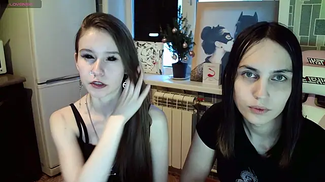Snapshot of BlackHe4rts_ chatting on 10, 1, 2025 BlackHe4rts online show from 10, 1, 2025