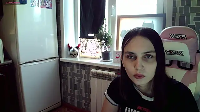 Snapshot of BlackHe4rts_ chatting on 13, 1, 2025 BlackHe4rts online show from 13, 1, 2025