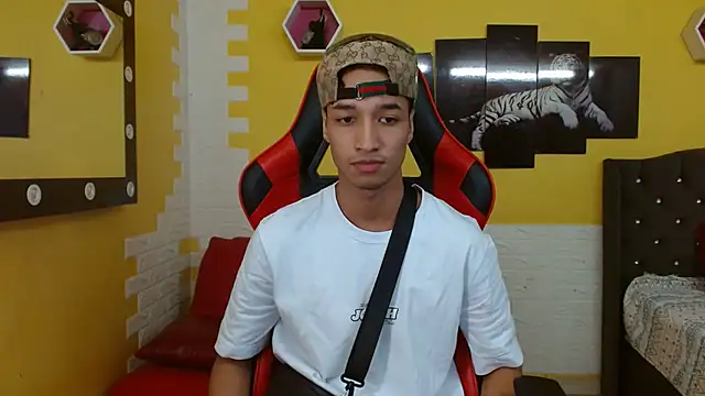 jose sexycumm online show from 11, 10, 2025