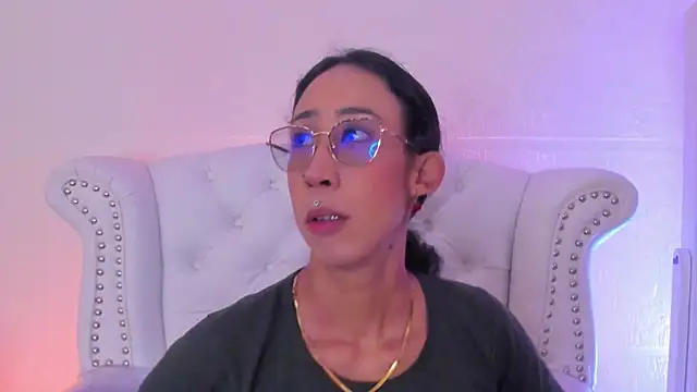 Snapshot of GabyPetit chatting on 28, 2, 2026 GabyPetit online show from 28, 2, 2026