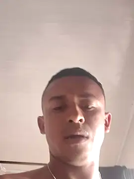 Snapshot of dariocraak chatting on 24, 1, 2025 dariocraak online show from 24, 1, 2025