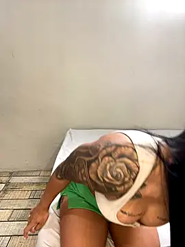 Snapshot of Elamesmamorena chatting on 30, 10, 2025 Elamesmamorena online show from 30, 10, 2025