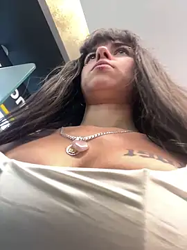 VioletaSubmissive online show from 20, 3, 2026