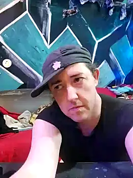 Boo-boo kittyfux online show from 7, 11, 2025