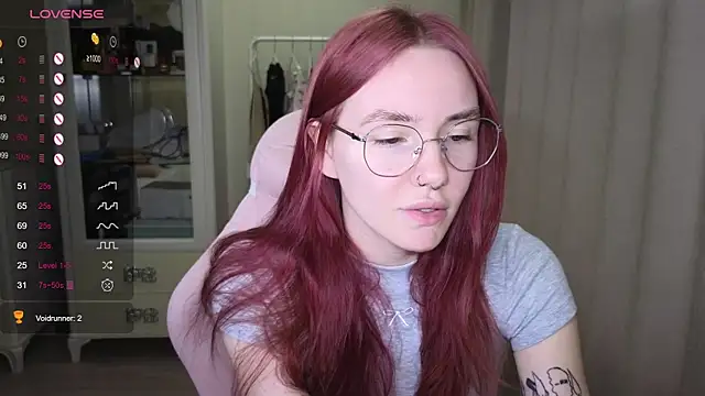 Snapshot of littlevildevil chatting on 29, 9, 2025 littlevildevil online show from 29, 9, 2025