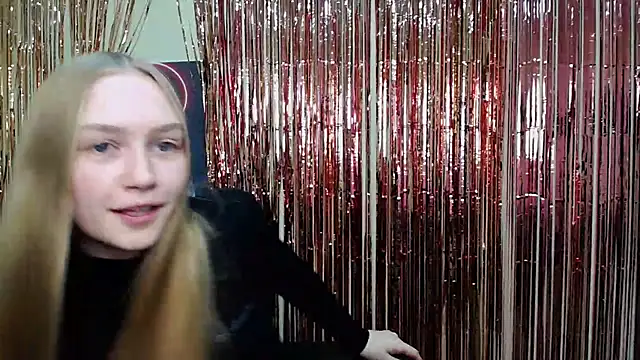 MademoiselleCl online show from 2, 12, 2024