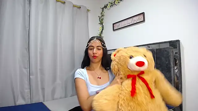 anna alvarez online show from 14, 5, 2026