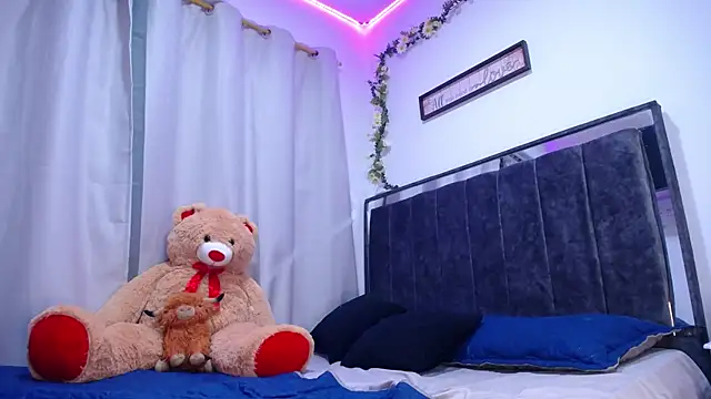 anna alvarez online show from 11, 6, 2026