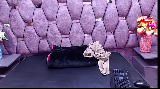 Snapshot of EmilyyEvans_ chatting on 6, 12, 2024 EmilyyEvans online show from 6, 12, 2024