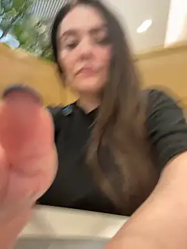 Sophie Eaton online show from 14, 11, 2025