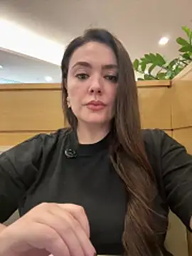 Sophie Eaton online show from 15, 12, 2025