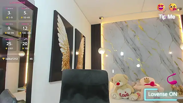 estephany doll online show from 17, 3, 2025