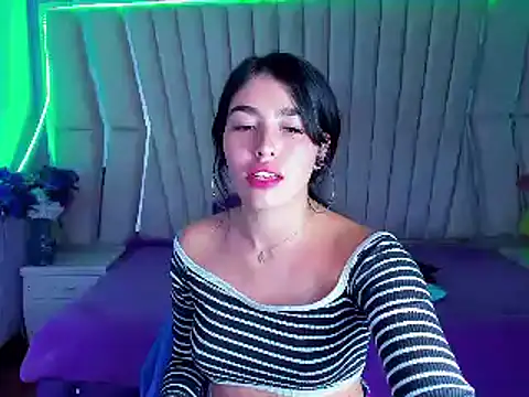 Snapshot of Mia_Charlothe chatting on 13, 12, 2024 Mia Charlothe online show from 13, 12, 2024