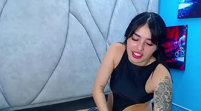 Snapshot of Mia_Charlothe chatting on 1, 3, 2025 Mia Charlothe online show from 1, 3, 2025
