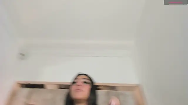 Oliviaa Evans online show from 12, 3, 2025