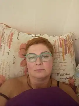 Snapshot of YourTenderness45 chatting on 9, 10, 2025 YourTenderness45 online show from 9, 10, 2025
