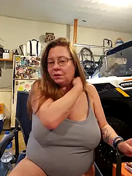 MsShelby40 online show from 21, 11, 2025