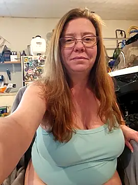 MsShelby40 online show from 19, 4, 2026