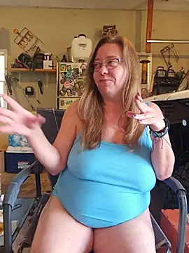 Snapshot of MsShelby40 chatting on 11, 6, 2026 MsShelby40 online show from 11, 6, 2026
