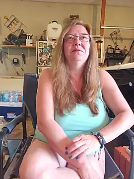 Snapshot of MsShelby40 chatting on 14, 6, 2026 MsShelby40 online show from 14, 6, 2026