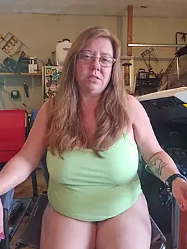 MsShelby40 online show from 28, 6, 2026
