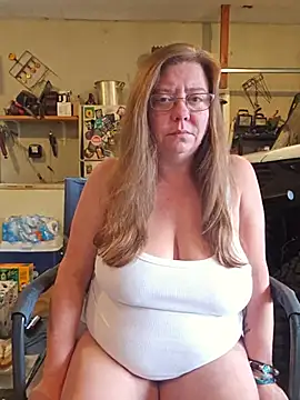 MsShelby40 online show from 11, 7, 2026