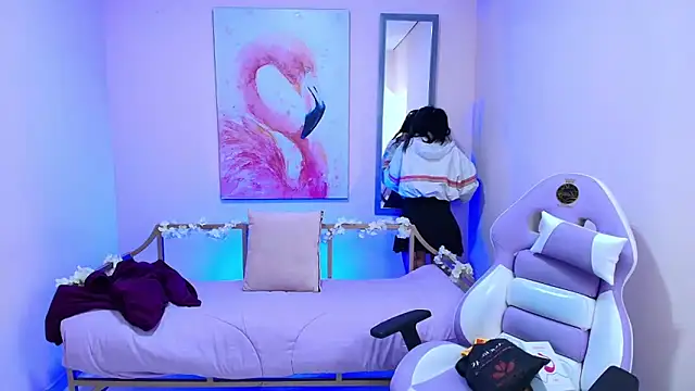 Snapshot of Violetta_Suky chatting on 4, 2, 2025 Violetta Suky online show from 4, 2, 2025